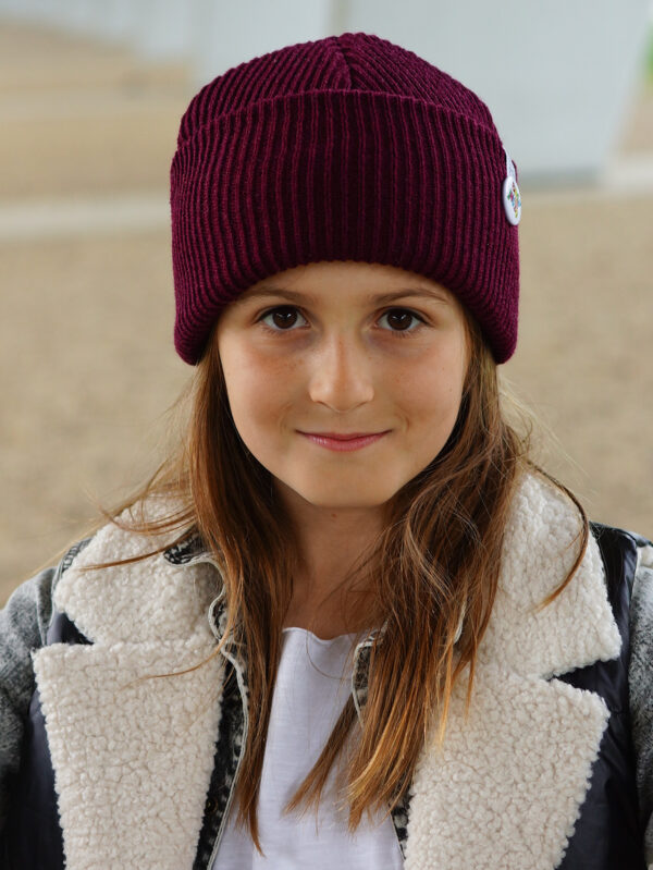 Czapka beanie dla dziecka logo kolorowe "Bordo" Czapka beanie dla dziecka logo kolorowe "Bordo"