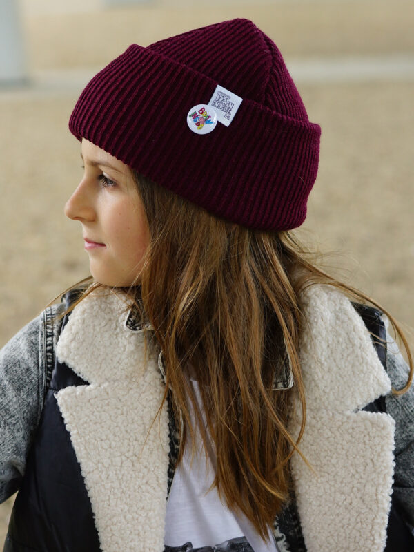 Czapka beanie dla dziecka logo kolorowe "Bordo" Czapka beanie dla dziecka logo kolorowe "Bordo"