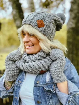 Modna czapka ENDORFINA "Szary"
