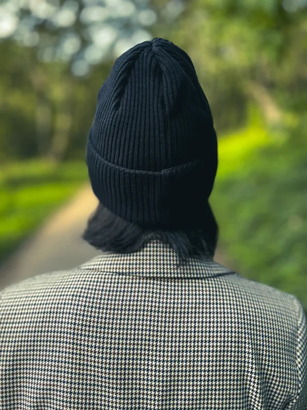 Bawełniana czapka beanie logo ekoskórka "Czarny"
