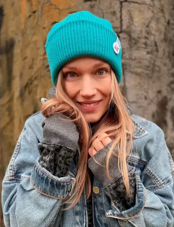 Czapka slouchy logo kolorowe "Turkus"