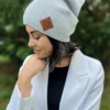 Bawełniana czapka beanie logo ekoskórka "Jasny szary"