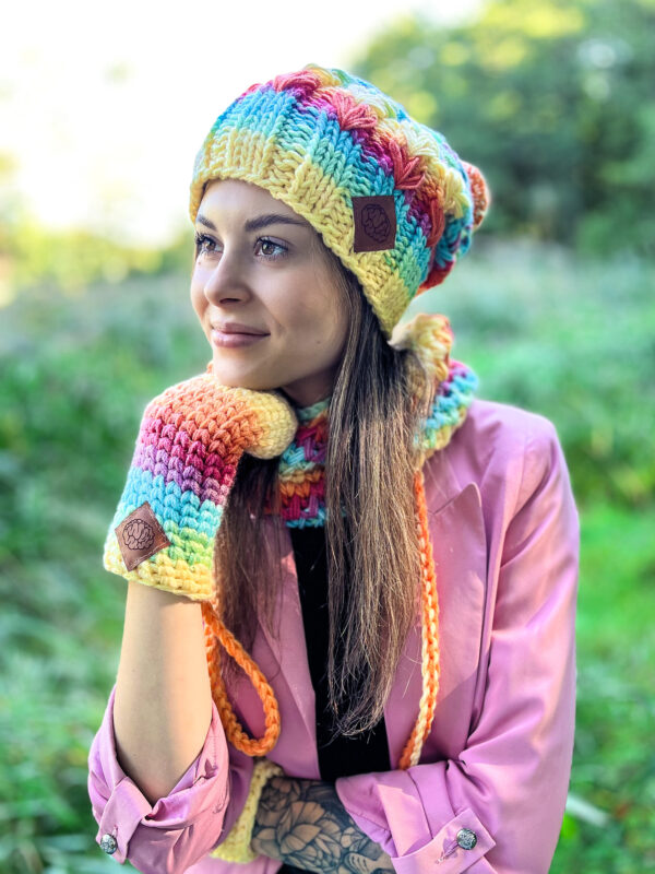 Kolorowa czapka z włóczki SMILE "Cieniowane cytrusy"