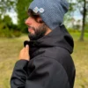 Męska luźna czapka z bawełny logo kolorowe "Ciemny szary"