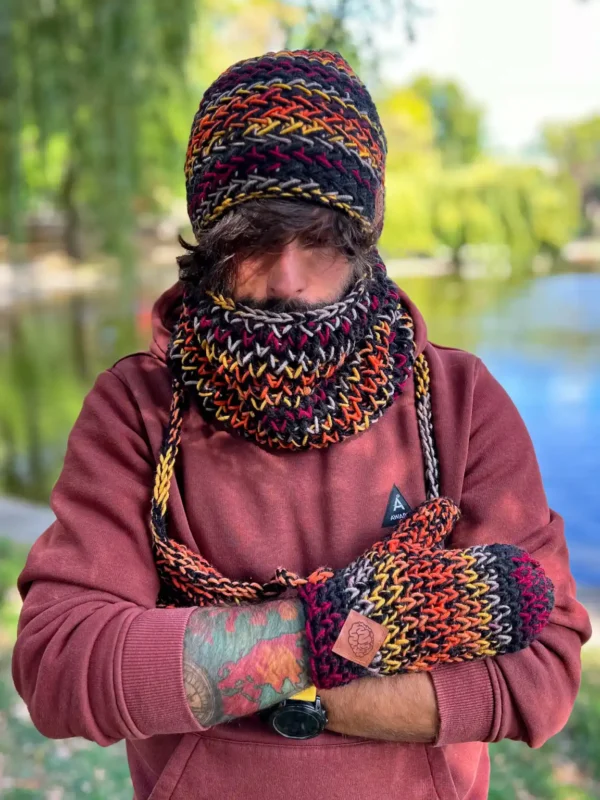 Męska czapka MERINO 50% ,,Ciemna jesień" EXPLORER