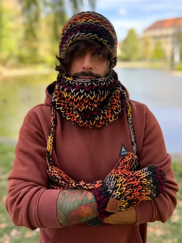 Męska czapka MERINO 50% ,,Ciemna jesień" EXPLORER