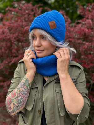 Bawełniana czapka beanie logo ekoskórka "Niebieski Kobalt"