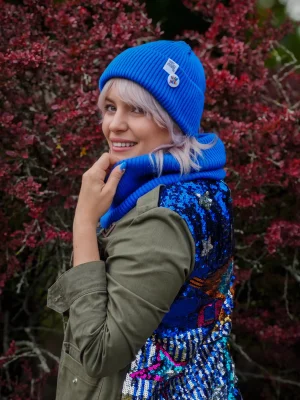 Czapka beanie z bawełny logo kolorowe "Niebieski Kobalt"