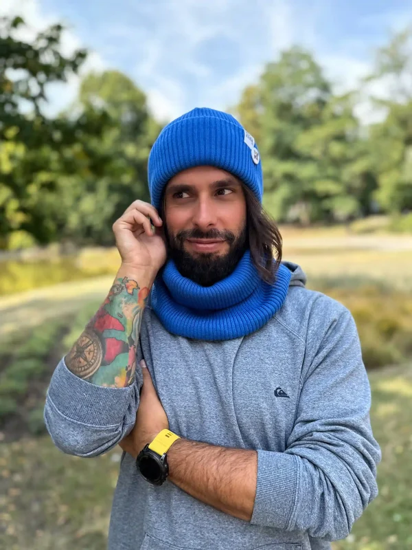 Męska czapka beanie z bawełny logo kolorowe "Niebieski Kobalt"