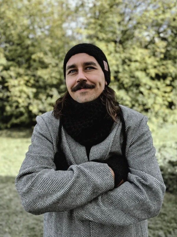 Męska czapka MERINO Explorer "Czarny"