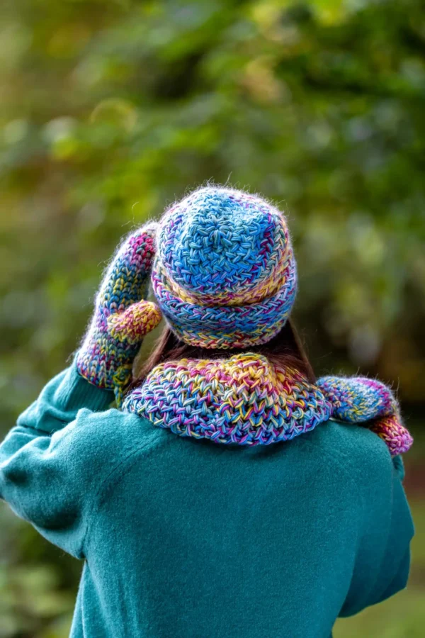 Czapka MERINO 100% Explorer "Cukierki"