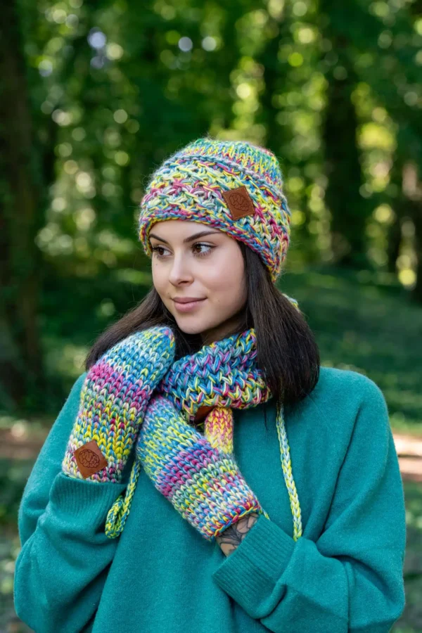 Czapka MERINO 100% Hope "Cukierki" + podszewka BAWEŁNA