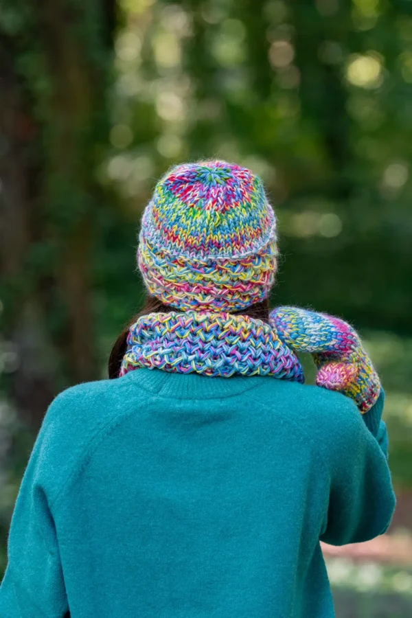 Czapka MERINO 100% Hope "Cukierki" + podszewka BAWEŁNA
