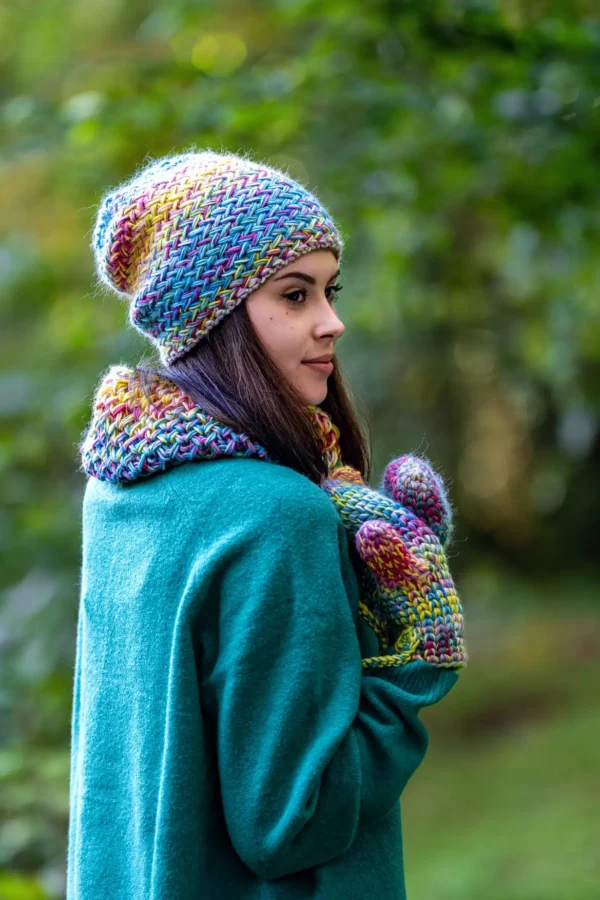 Czapka MERINO 100% Explorer "Cukierki"